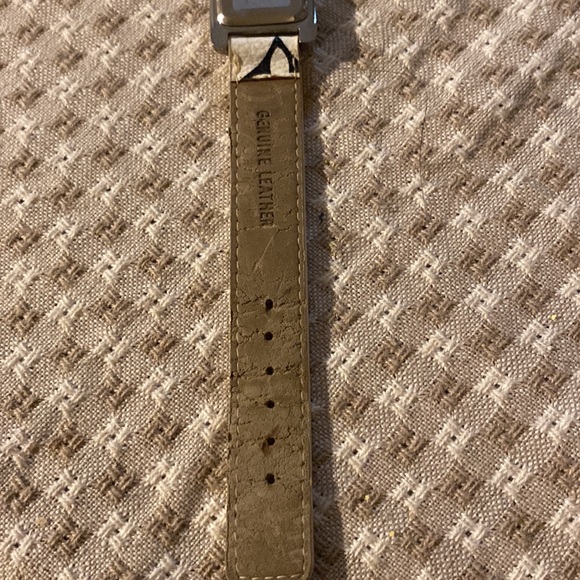 Louie Vuitton vintage murakami color patches ladies watch circa 2003-2004? - Picture 5 of 8